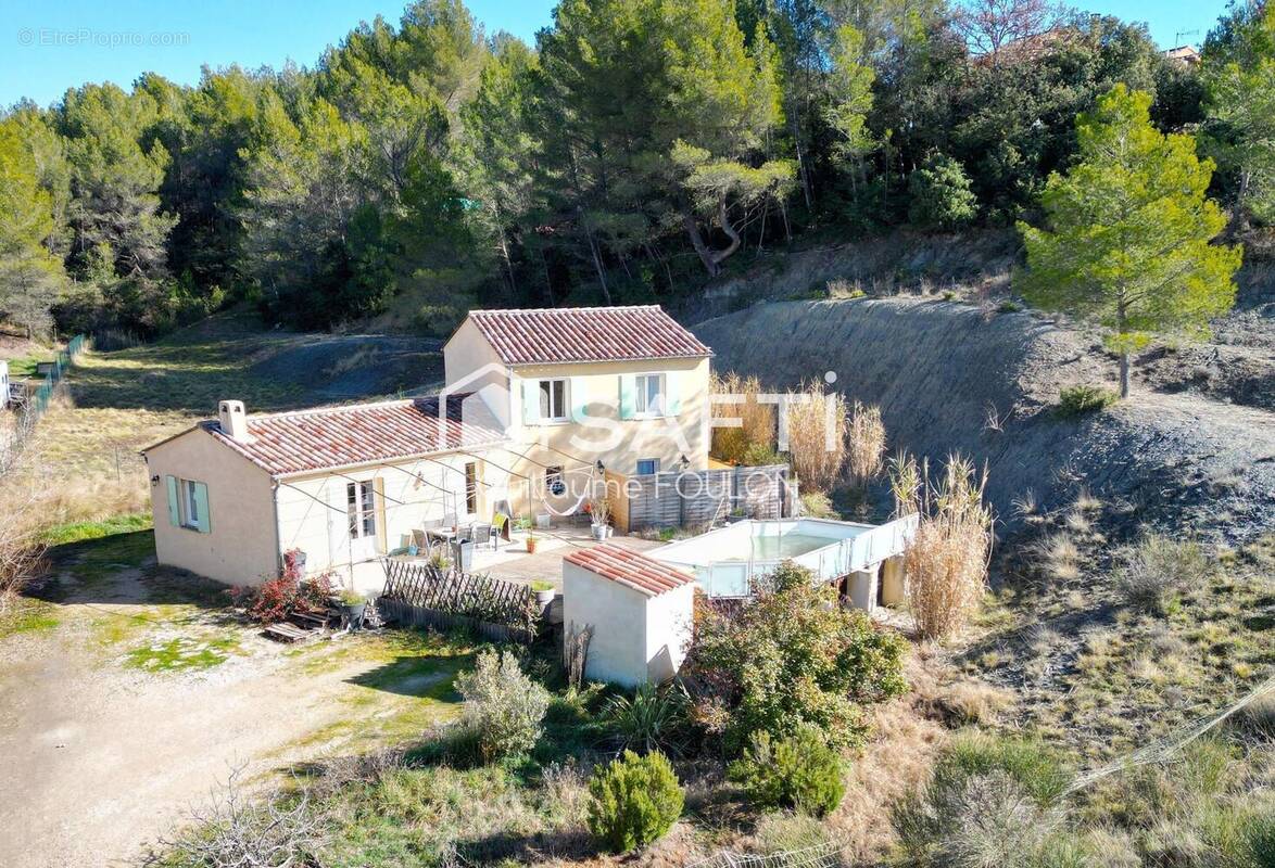 Photo 1 - Maison à SAINT-SATURNIN-LES-APT