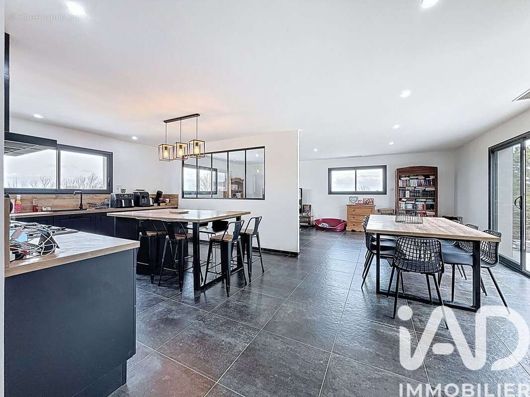 Photo 8 - Maison à ALAIRAC