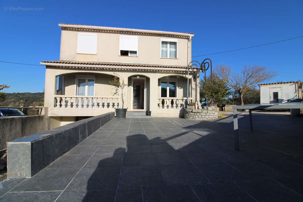 Maison à ROUSSON