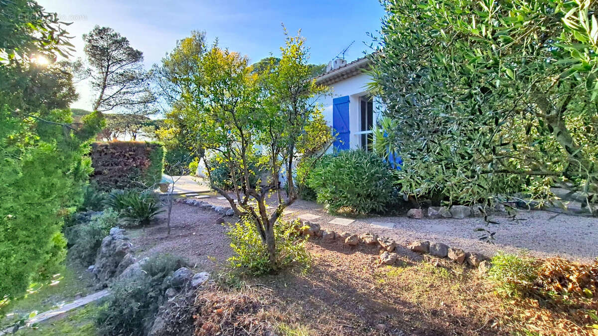 Maison à SAINT-RAPHAEL