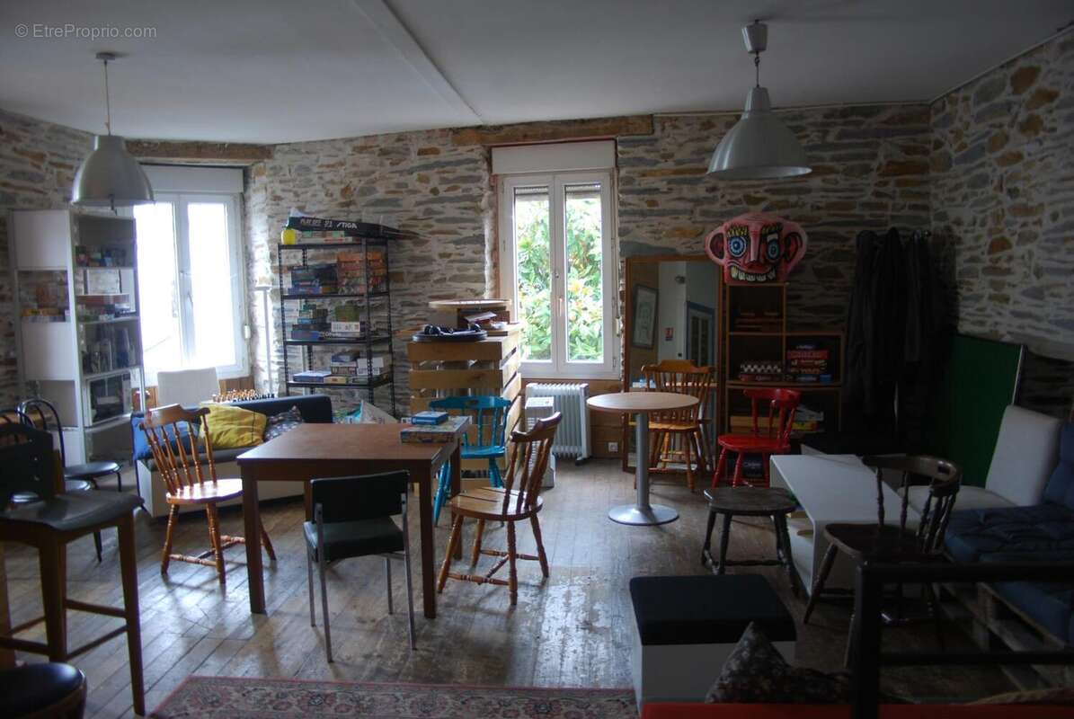 Photo 4 - Commerce à GUEMENE-PENFAO