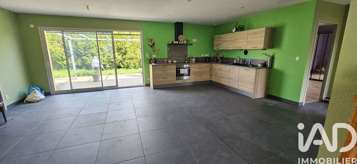 Photo 4 - Maison à COMBEAUFONTAINE