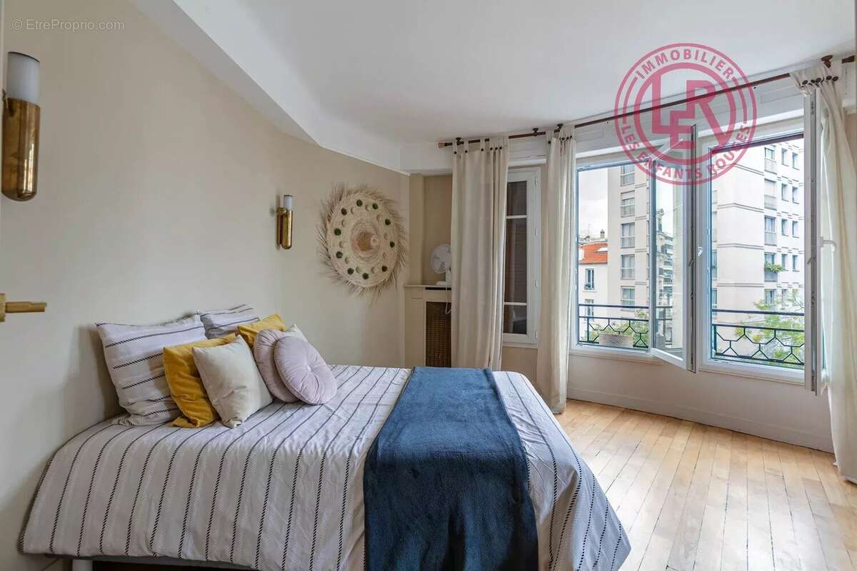 Appartement à PARIS-15E
