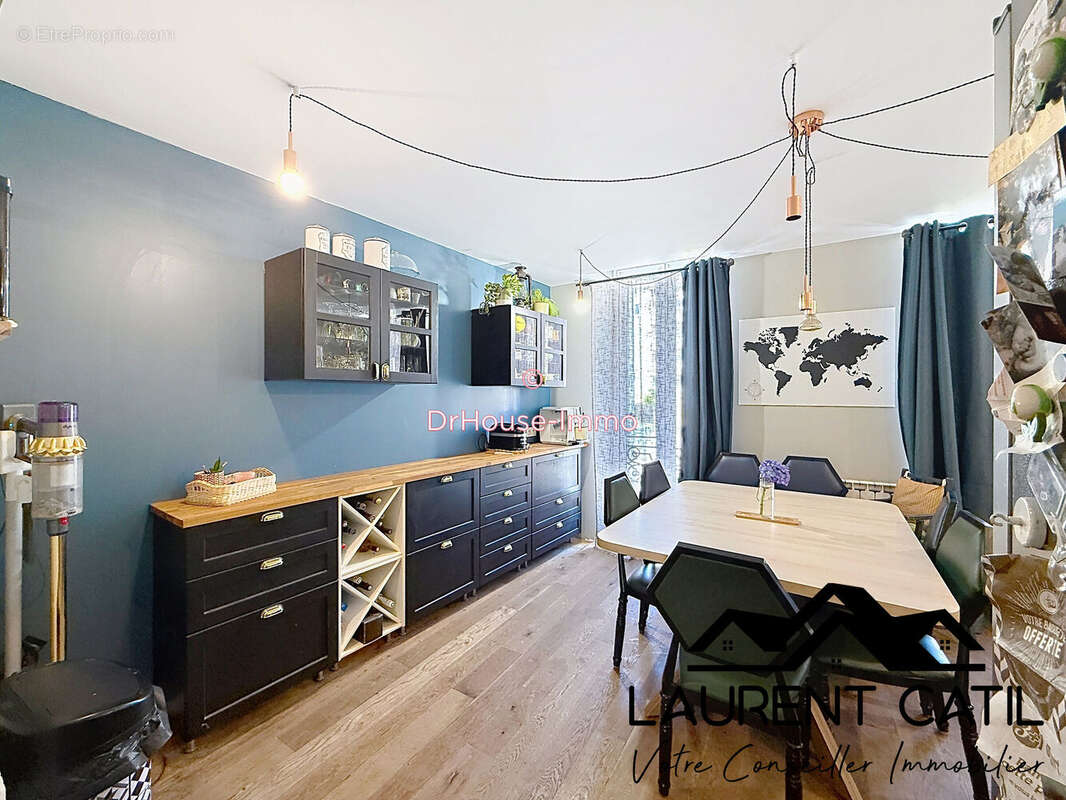Appartement à BOURG-DE-PEAGE