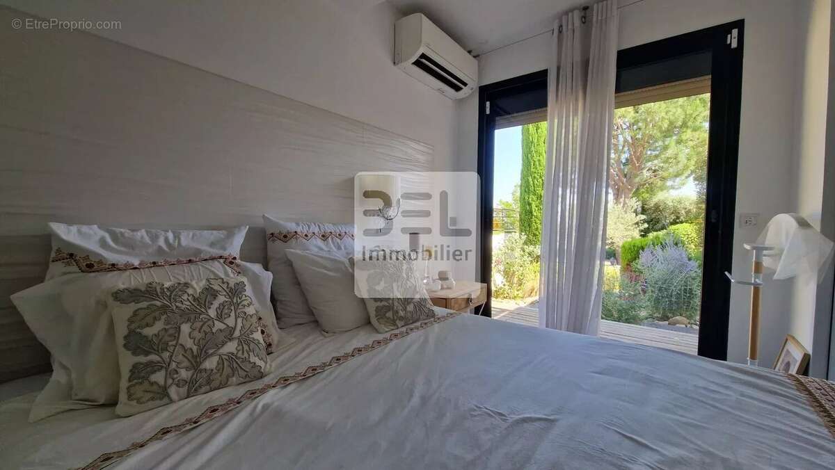 Maison à VILLENEUVE-LES-AVIGNON