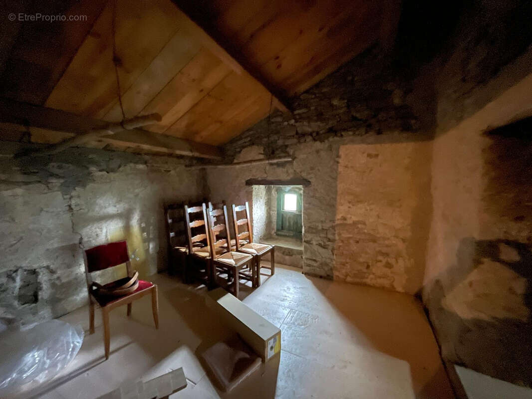 Maison à PRADELLES-CABARDES