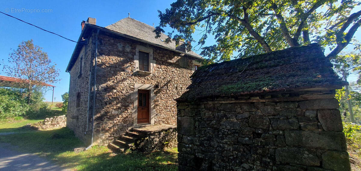 Propriété en pierre à Najac - photo 17
