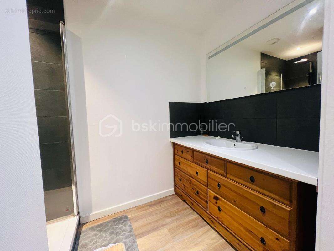 Appartement à FOUGERES