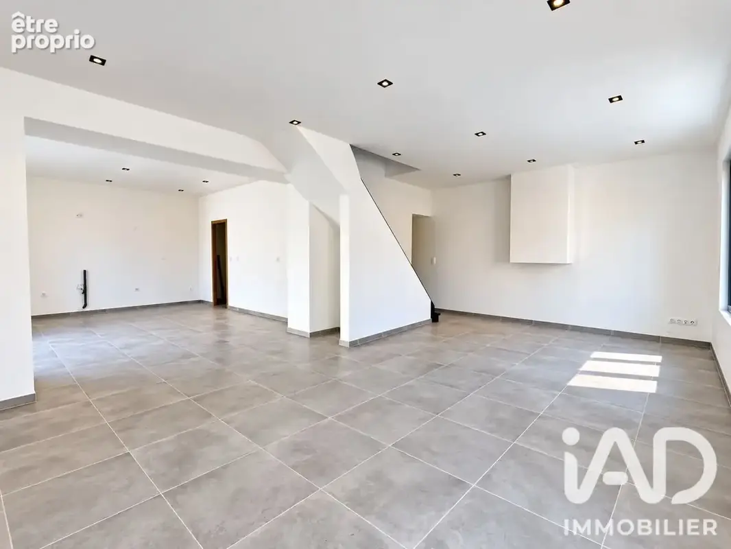 Photo 1 - Maison à BOUCHAIN