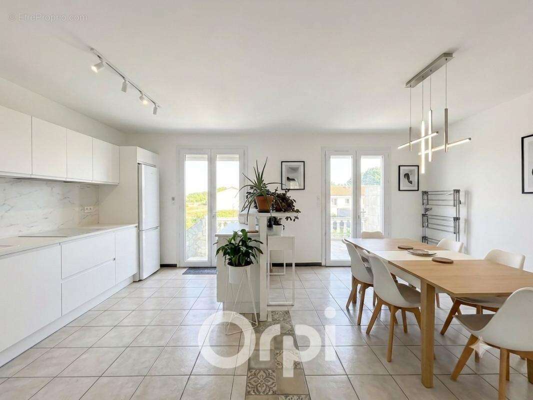 Maison familiale de 94 m² à Chantonnay - photo 4