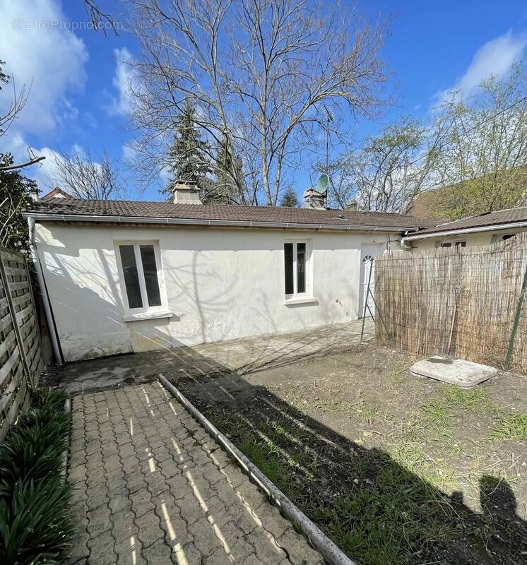 Maison à HOUILLES