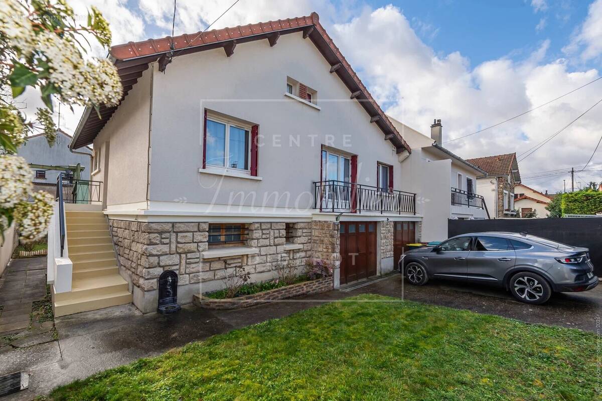 Maison à NEUILLY-PLAISANCE