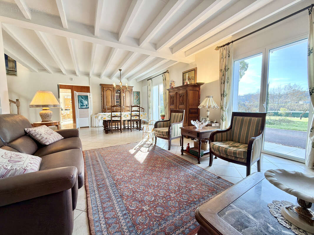 Maison à SAINT-SYLVESTRE-SUR-LOT