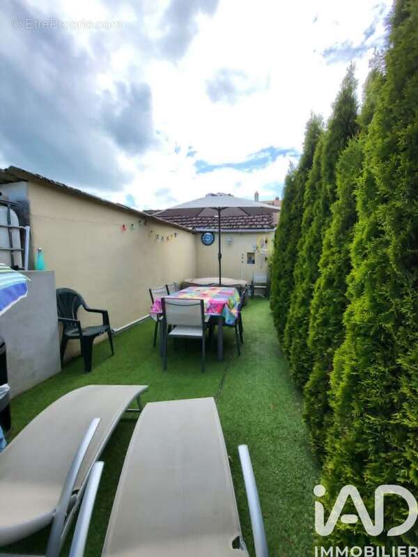 Appartement 72 m² à Roncourt  - photo 9