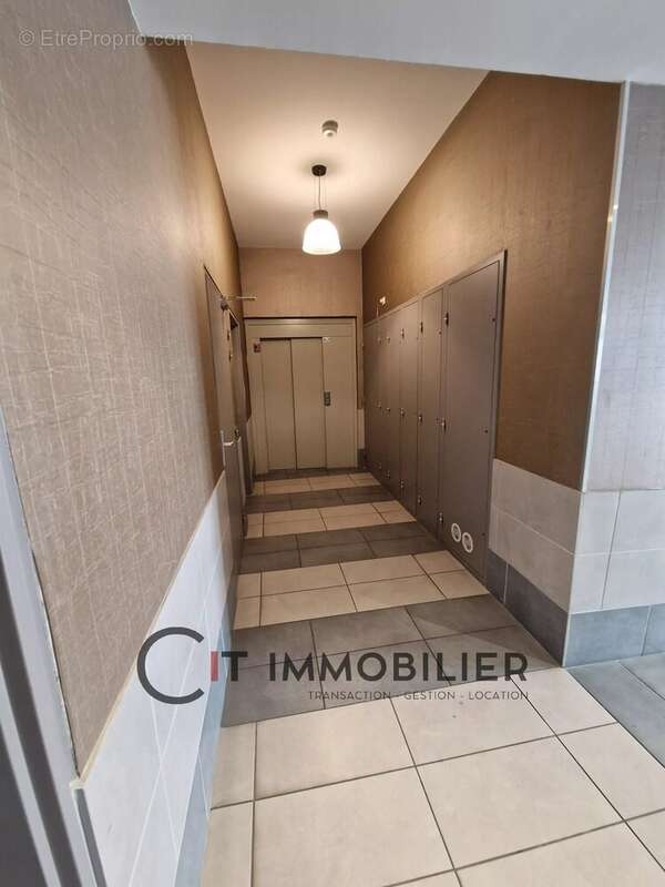 Appartement à MORESTEL