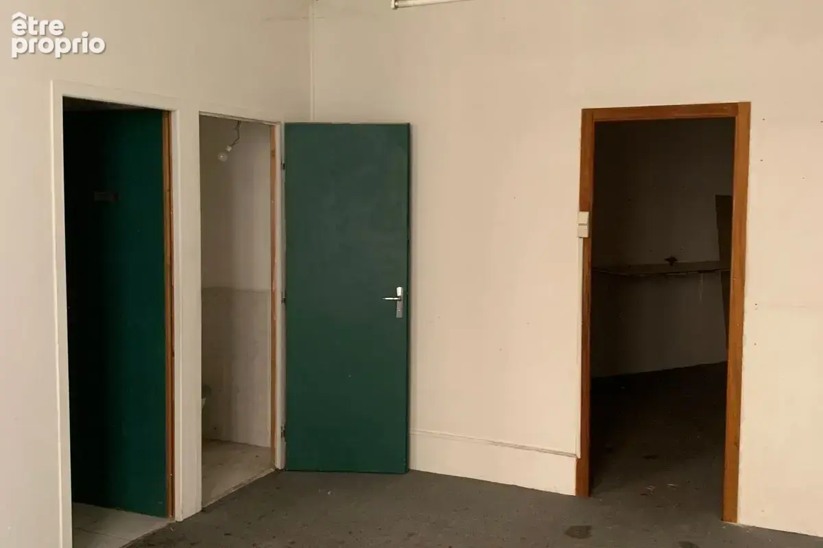 Local commercial ou professionnel de 62 m² - Lyon 1 - photo 4