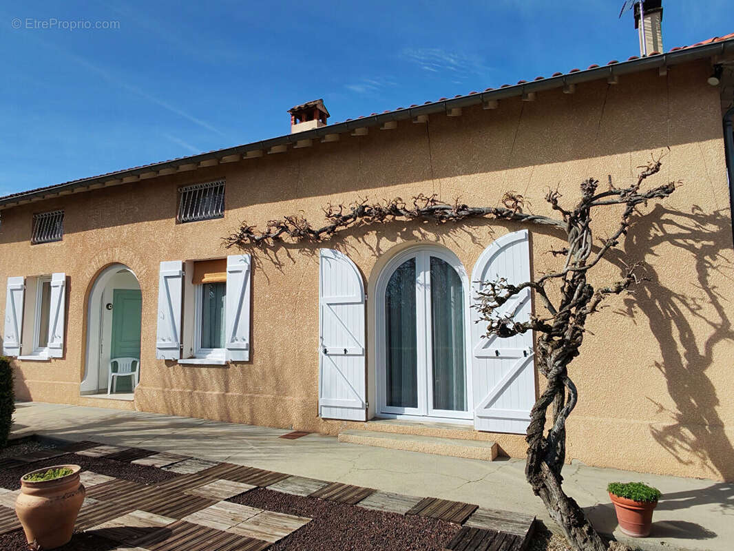 Maison familiale 7 pièces avec garage , Jardin clos et cadre agréable à MOISSAC - photo 10