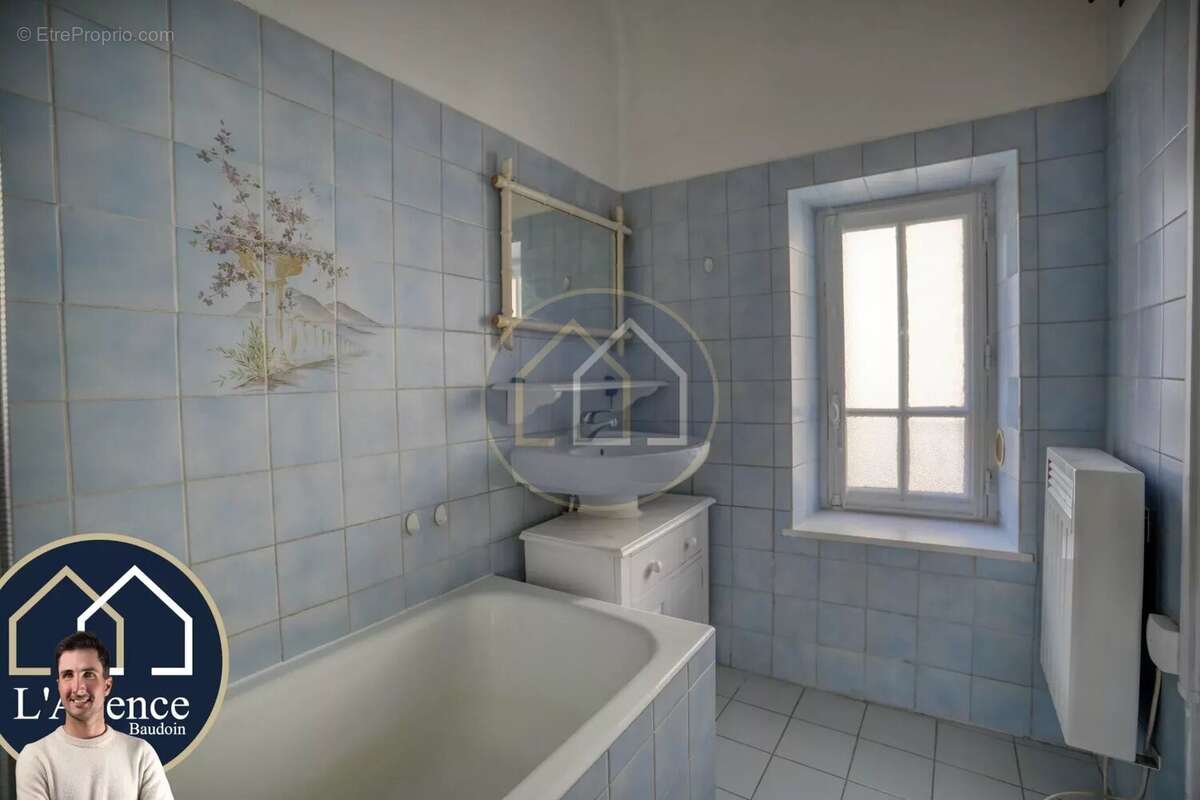 Appartement à EPERNON
