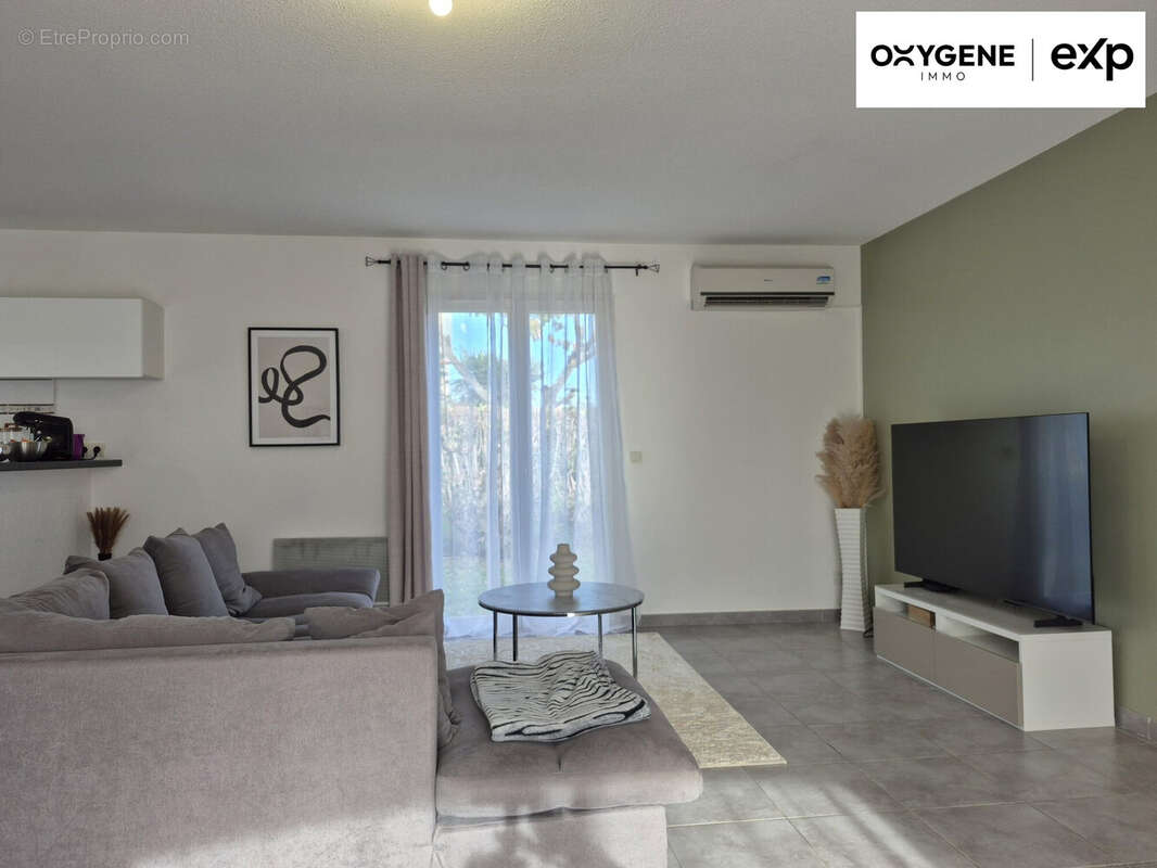 Maison 107 m² à Saint-Hippolyte  - photo 4