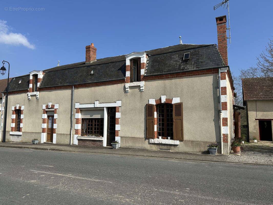 Maison à SAINT-SATURNIN
