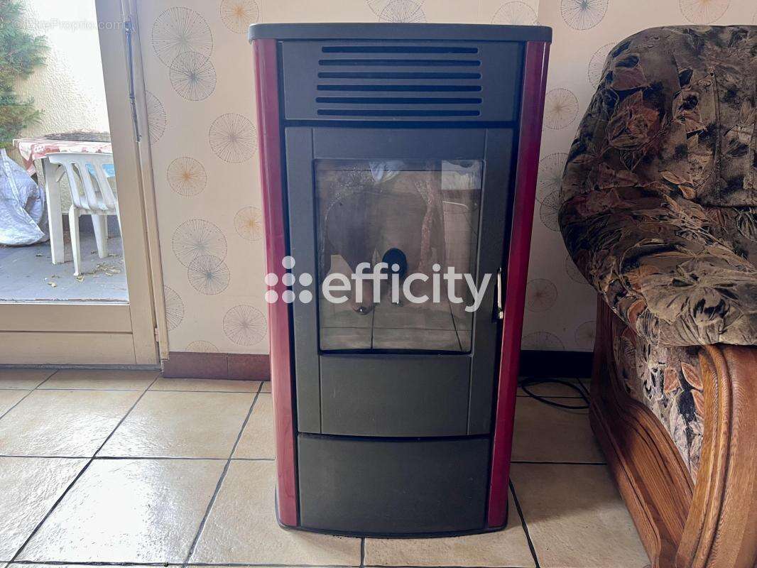 Maison à NEUVILLE-EN-FERRAIN