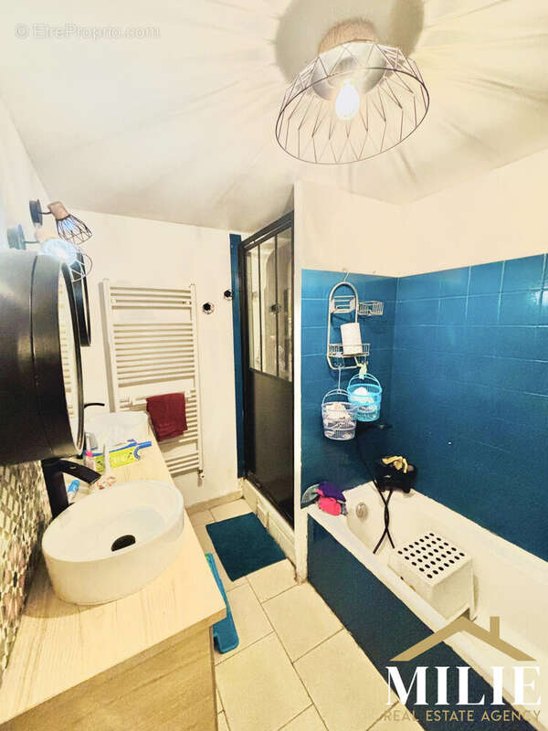 Appartement à MARSEILLE-10E