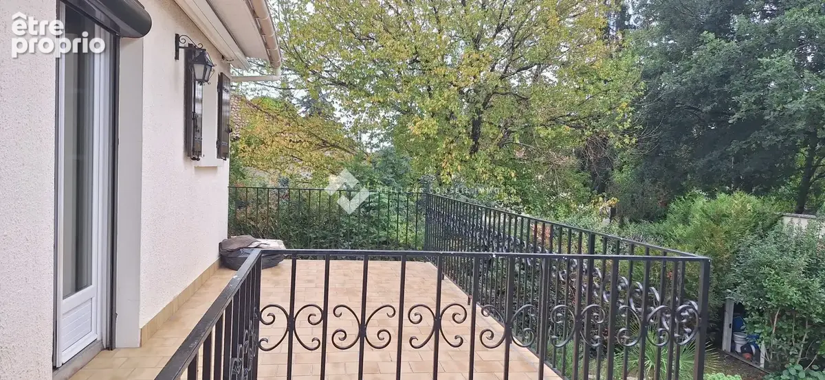 Maison 9 pièces 214 m² à vendre à Vouneuil-Sous-Biard (86580) - photo 6