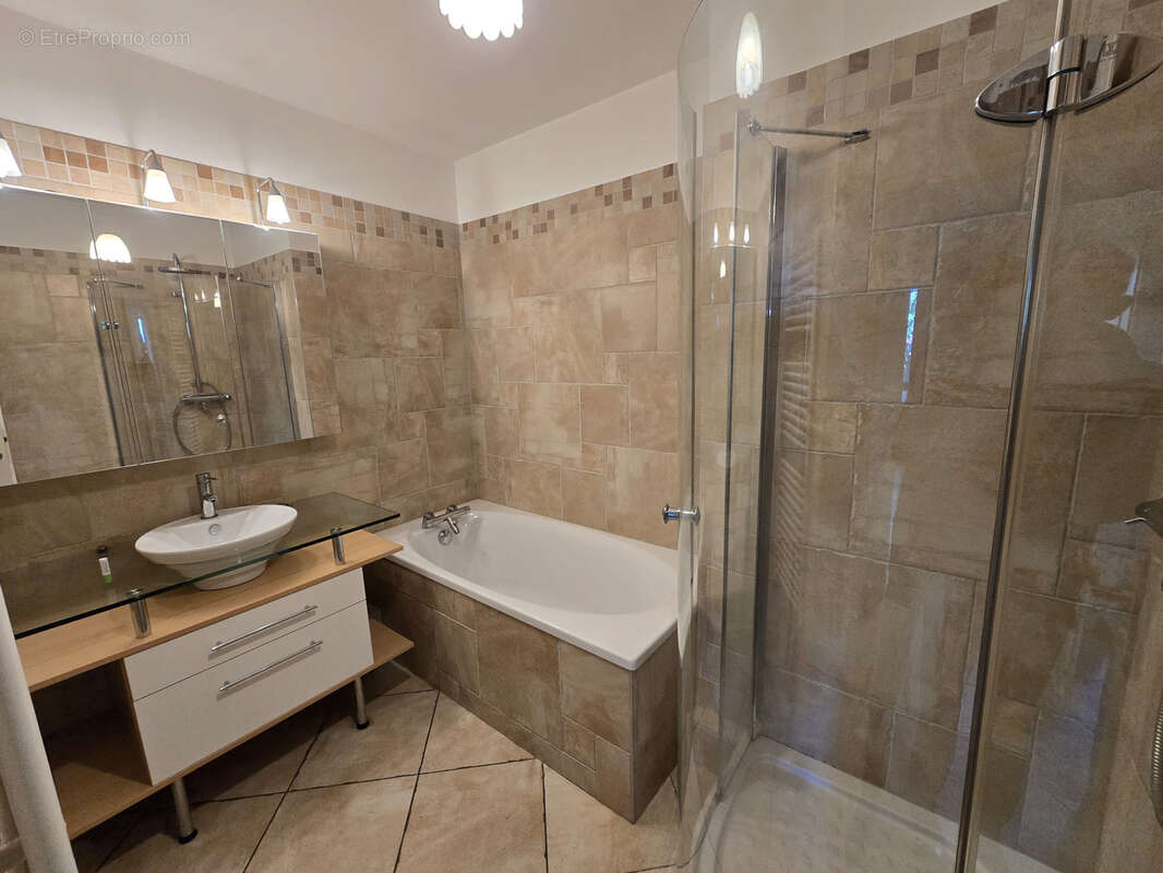 Appartement à ROMANS-SUR-ISERE