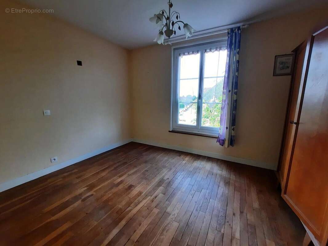 4873 - maison 123m² + hangar 300m² + garage - terrain 2000m² - photo 13