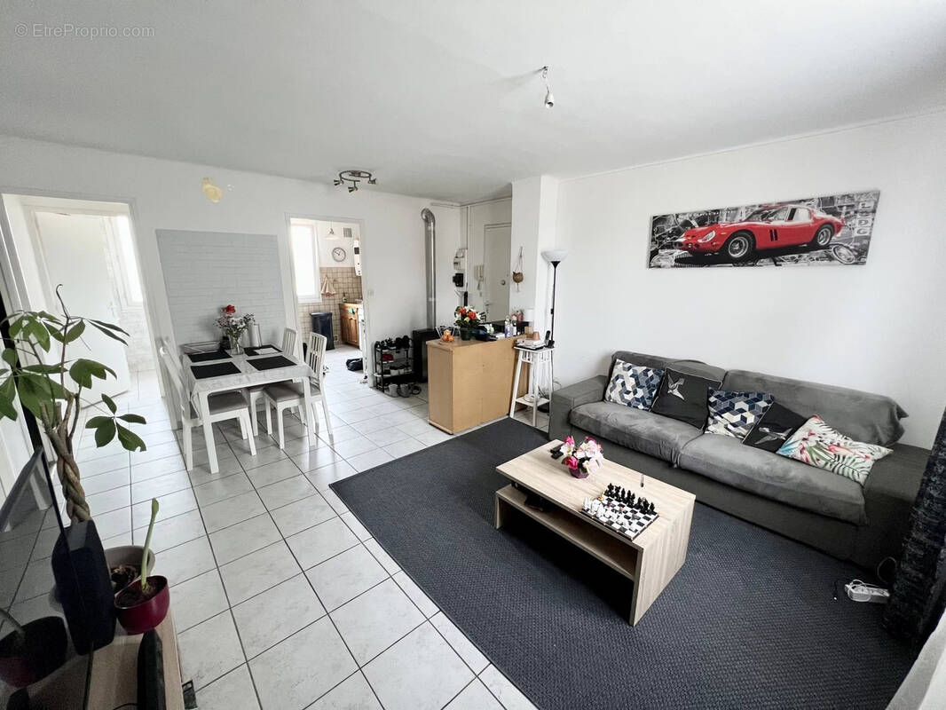 Appartement à LYON-8E