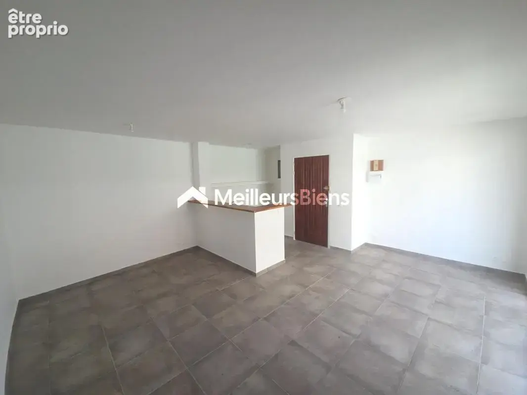 Appartement 2 pièces de 47 m² avec terrasse vue mer à Pointe-à-Pitre - photo 2
