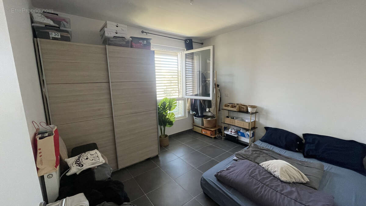 Appartement à JUVIGNAC
