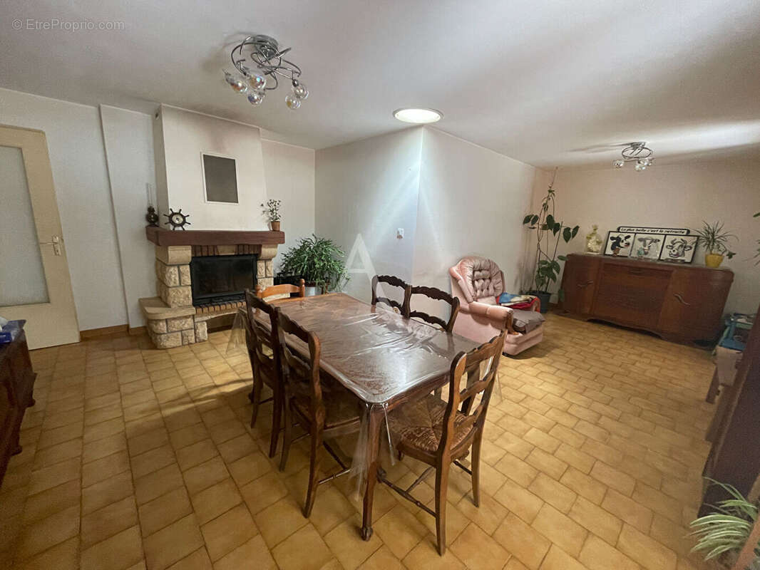 Maison La Chapelle Hermier - photo 11