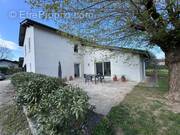 Maison à SAINT-ROMAIN-DE-JALIONAS