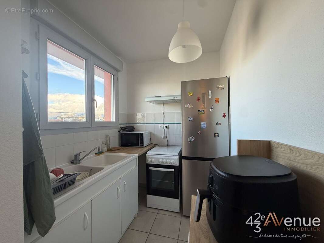 Appartement à SAINT-ETIENNE