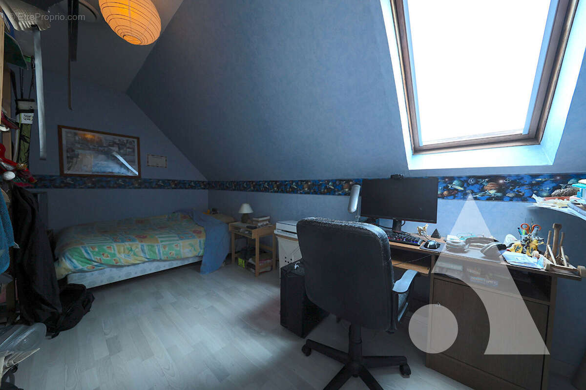 Maison à SAINTRY-SUR-SEINE