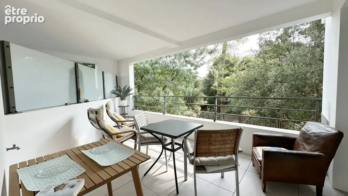 Appartement terrasse de type t4 de 92.25 m2 + 2 terrasses + 2 garages - photo 3