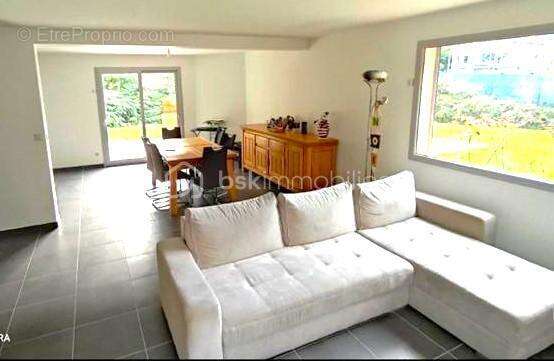 Maison à SAINT-JEOIRE