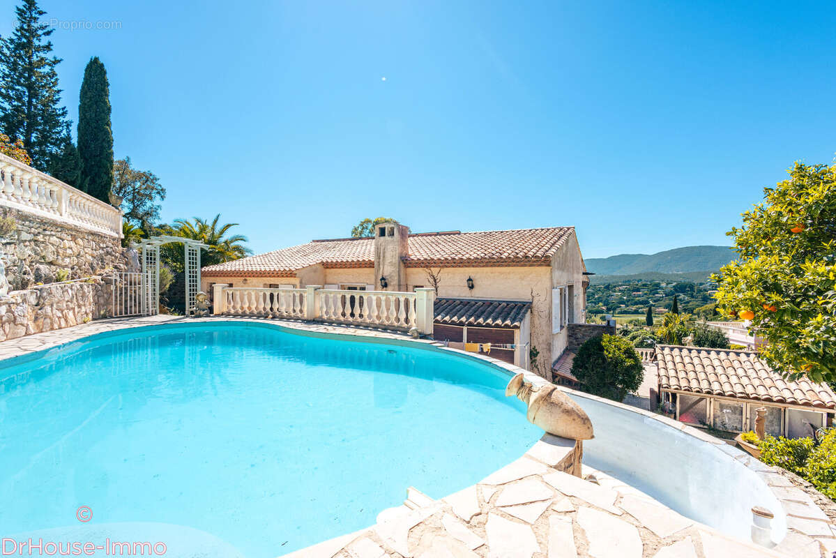 Maison à LA CROIX-VALMER