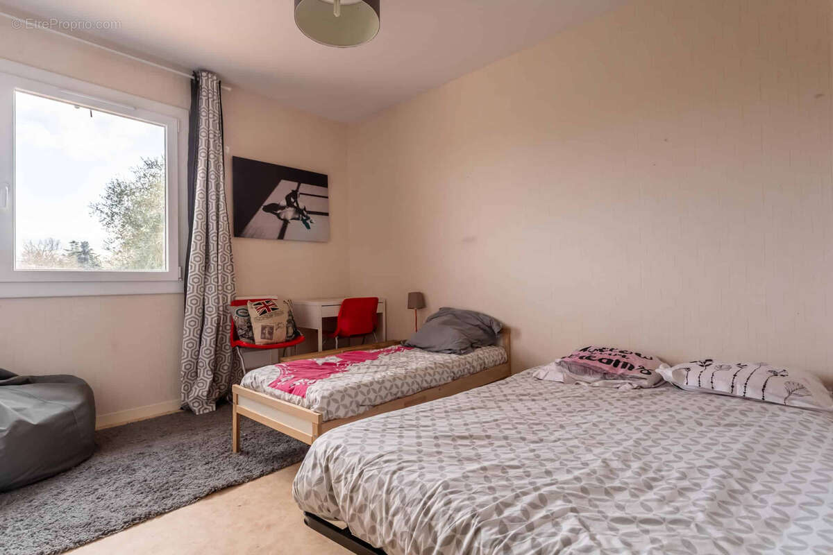 Maison 130 m² à Valence  - photo 17