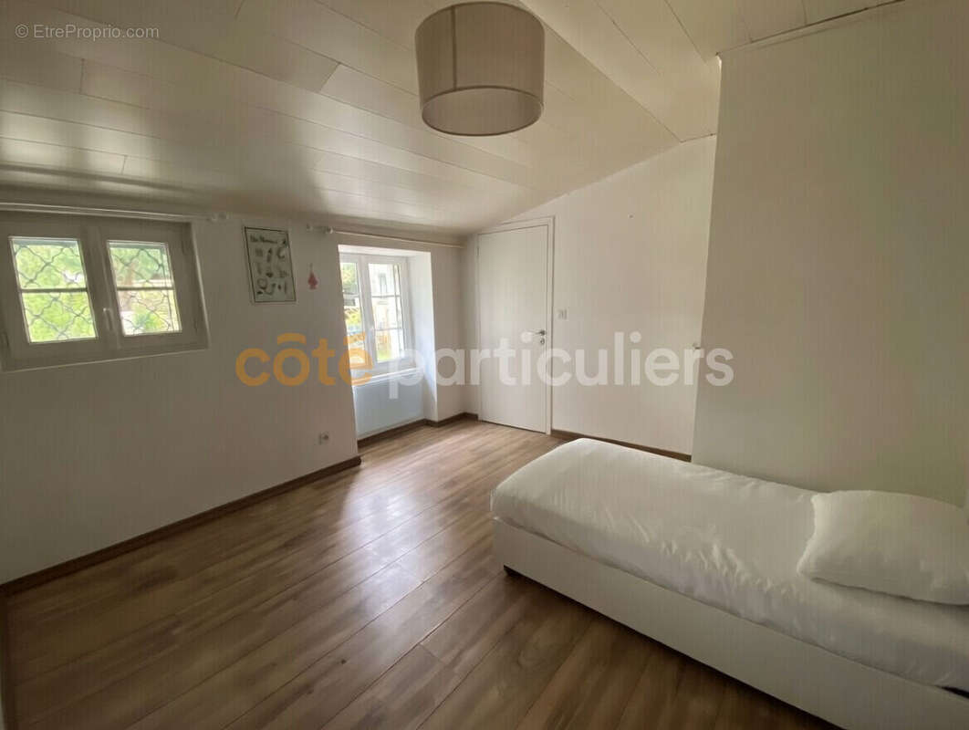 Maison à SAINT-MICHEL-EN-L'HERM