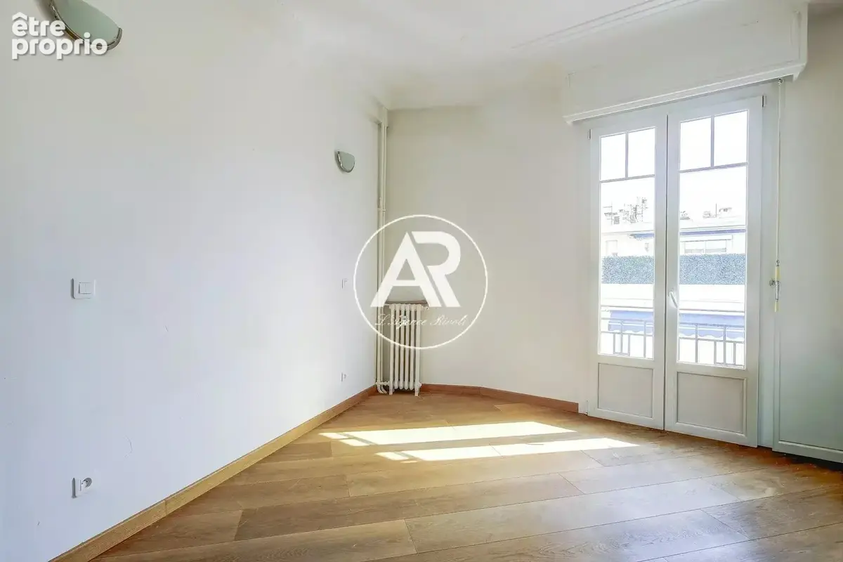 Nice carre d'or // 3 pieces // 97m² - photo 22