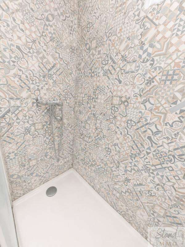 Appartement à MARSEILLE-6E