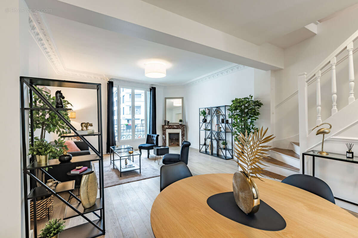 Photo 2 - Appartement à PARIS-11E