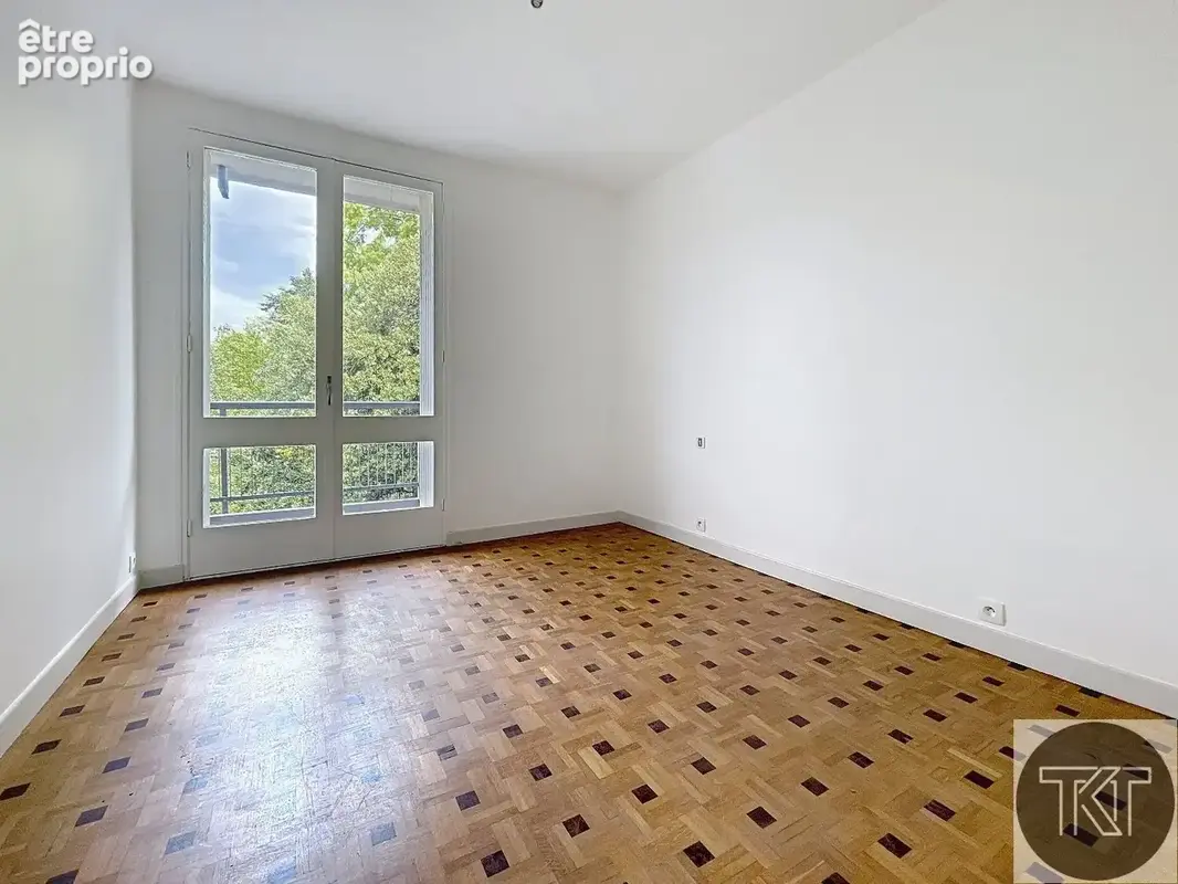 T4 de 84 m²  3 chambres  13 m² de balcon  vue sur jardin - photo 6