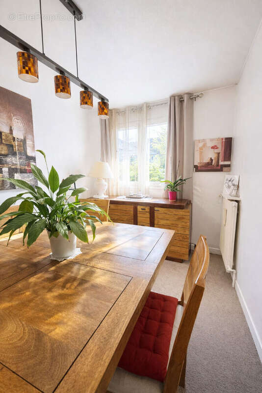 Appartement à LAMORLAYE