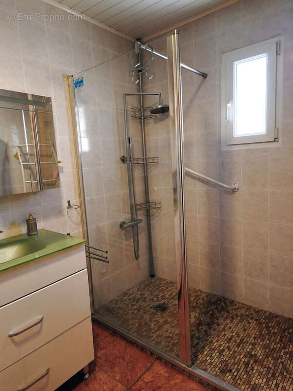 Maison à SAINT-LAURENT-DE-LA-SALANQUE