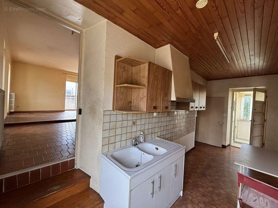 Maison 72 m² à Veyras  - photo 5