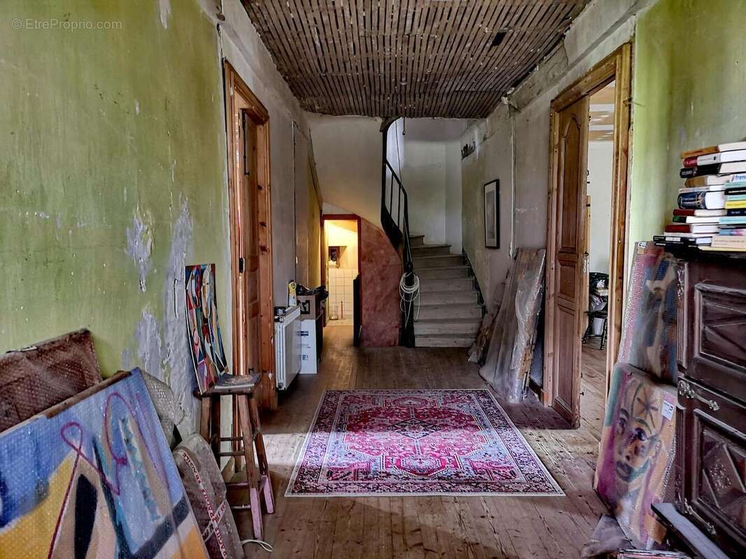 IMG20250502170112edit1755447142585782 - Maison à VIC-FEZENSAC