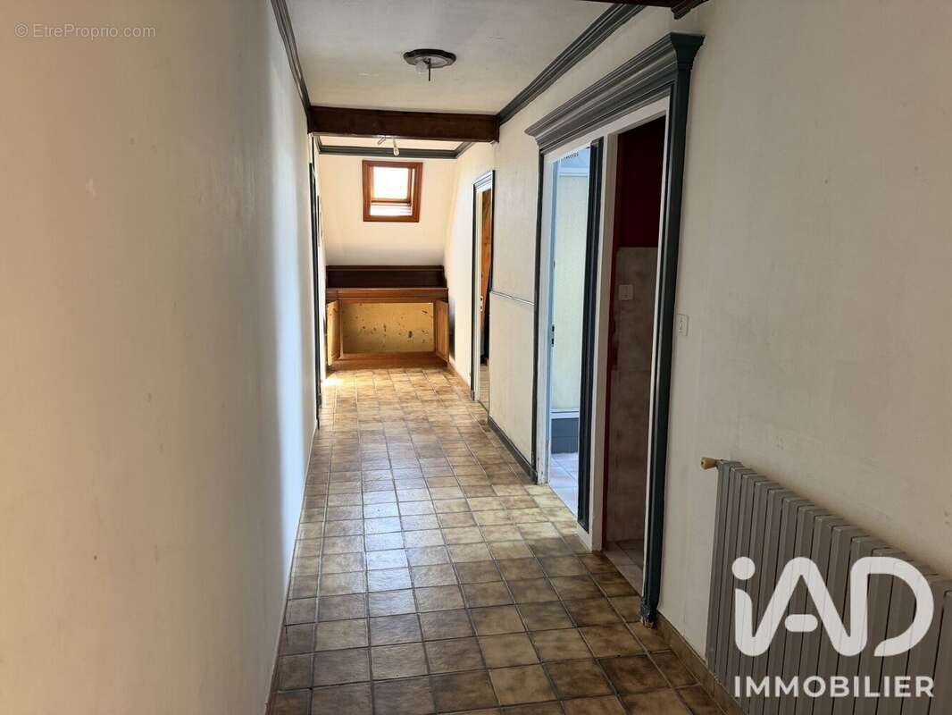 Appartement 110 m² à Autun  - photo 5